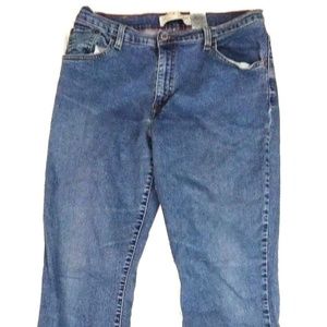 Levi Womens Jeans Size ( 28 X 31 ) 12M 550 Bootcut